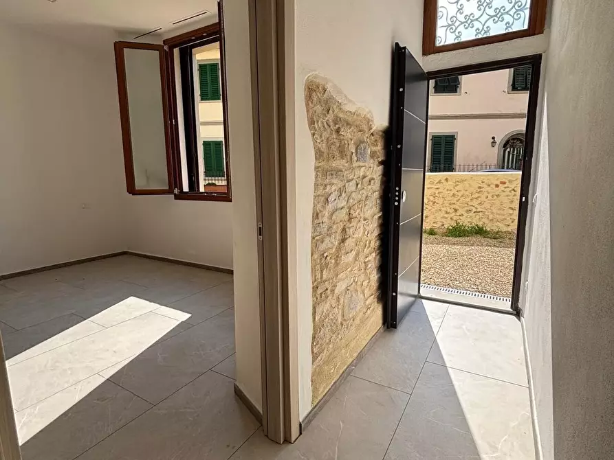 Immagine 9 di Quadrilocale in affitto  in Via Borgo Bartolini a Bagno A Ripoli