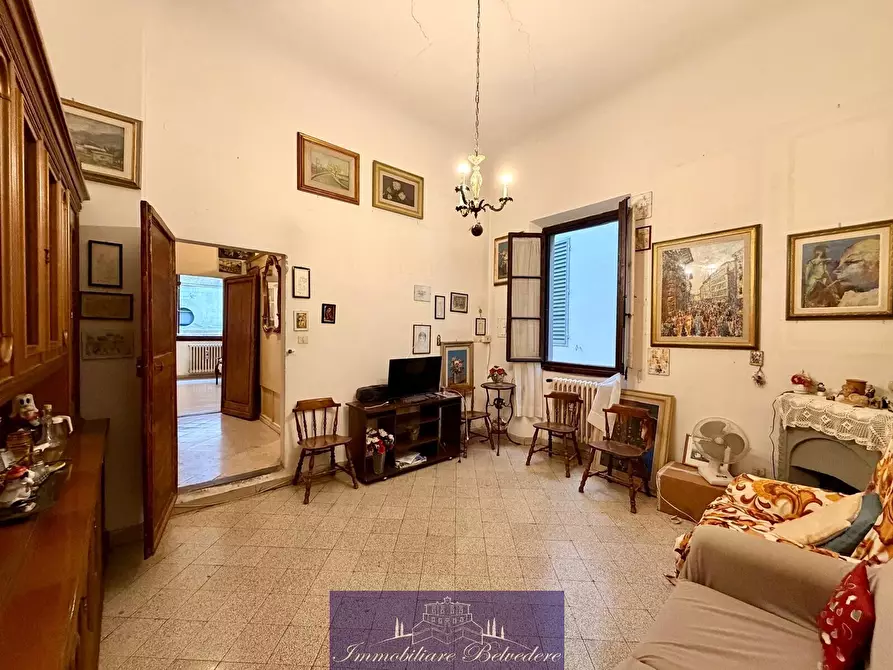 Immagine 16 di Appartamento in vendita  in Piazza Santa Trinita a Firenze