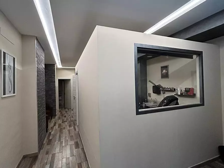 Immagine 7 di Locale commerciale in vendita  in Via Francesco Corteccia a Firenze