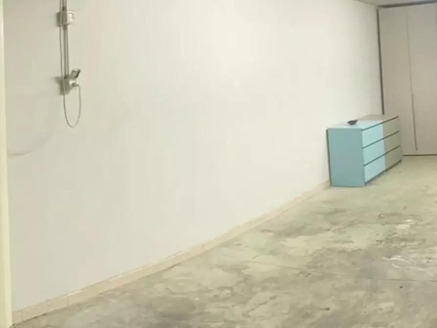 Immagine 3 di Garage in affitto  in Via di Melegnano a Firenze