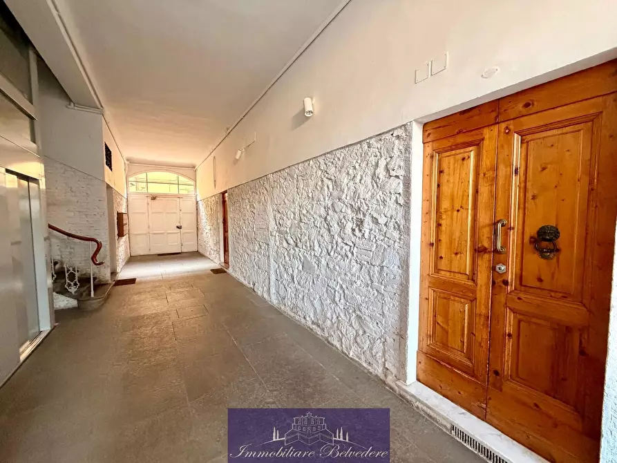 Immagine 17 di Trilocale in vendita  in Via della Torre a Firenze