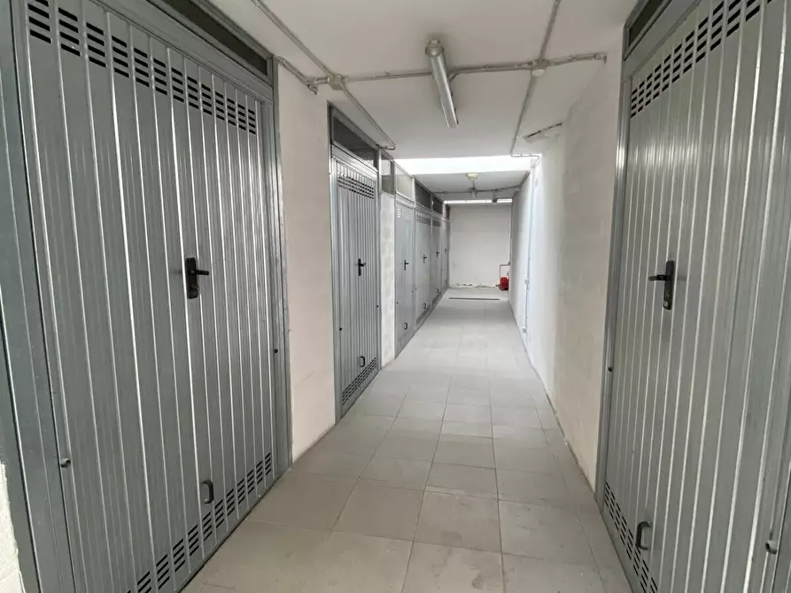 Immagine 5 di Magazzino in vendita  in Via di San Gervasio a Firenze