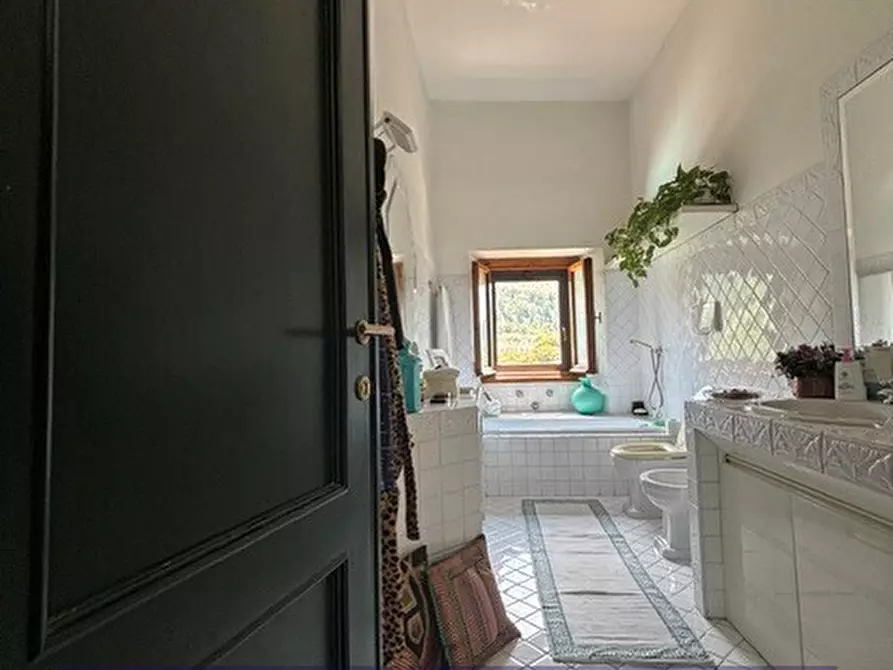 Immagine 24 di Villa in vendita  in Via di Rignalla a Bagno A Ripoli