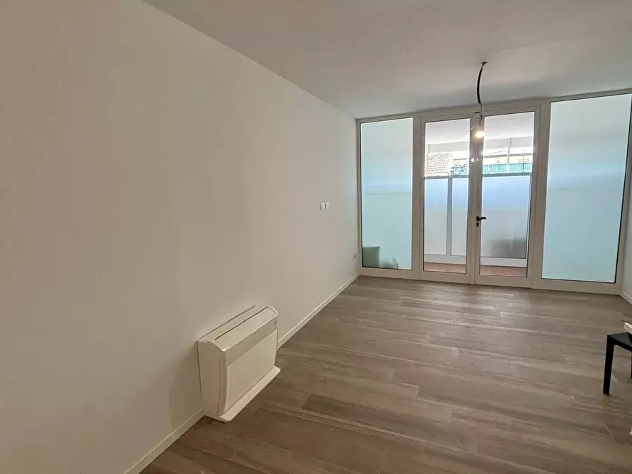 Immagine 11 di Trilocale in vendita  in Via Maiano a Campi Bisenzio