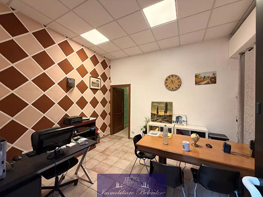 Immagine 14 di Locale commerciale in vendita  in Via Giuseppe Grandi a Firenze