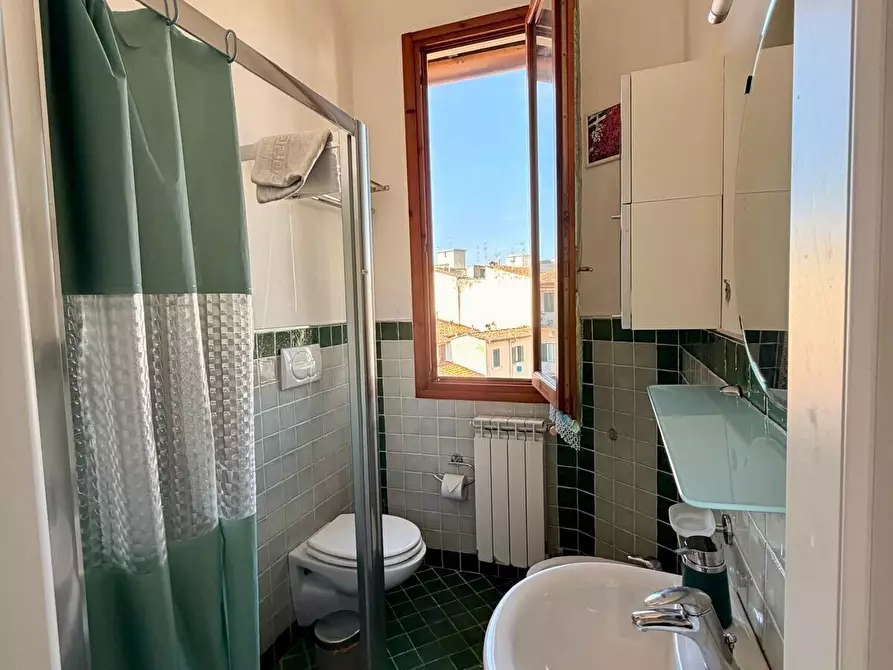 Immagine 8 di Bilocale in vendita  in Via delle Porte Nuove a Firenze