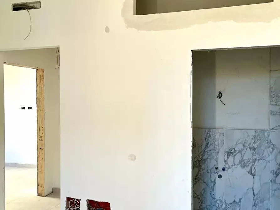 Immagine 13 di Trilocale in vendita  in Via Brunetto Latini a Firenze