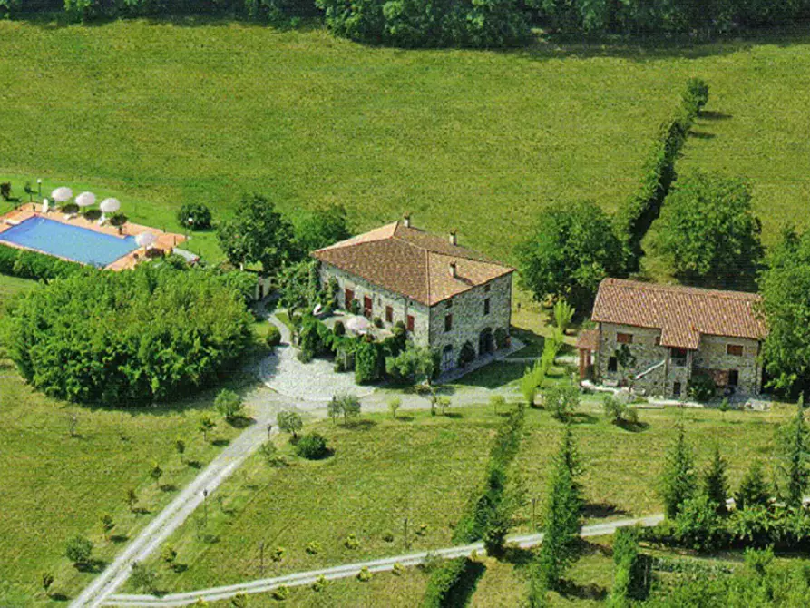 Immagine 1 di Rustico / casale in vendita  a Villafranca In Lunigiana