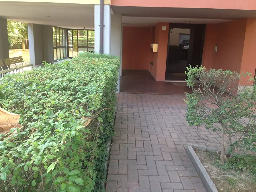 Immagine 2 di Trilocale in vendita  in Via Tommaso Rossi 209209 a Crevalcore