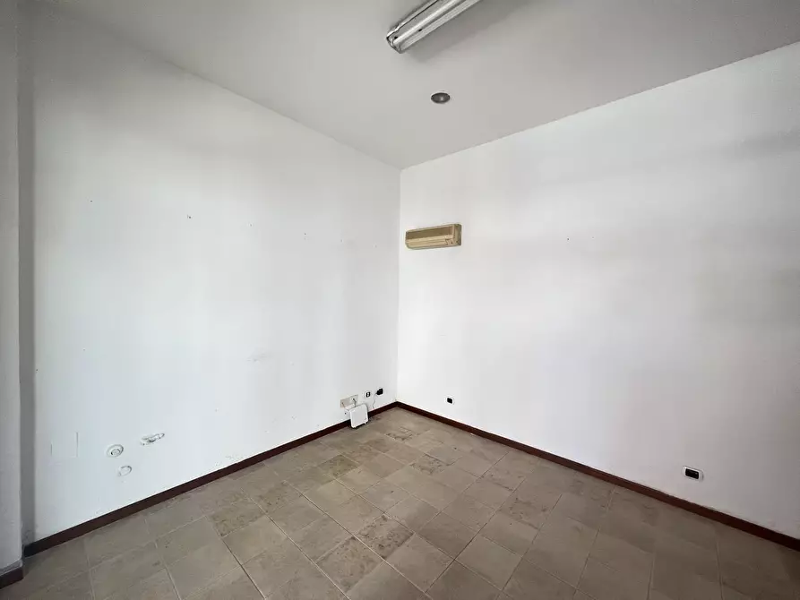 Immagine 7 di Locale commerciale in affitto  in Via Matteotti 329 a Crevalcore