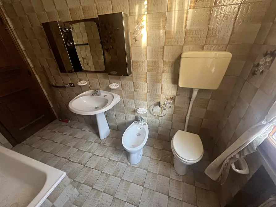 Immagine 31 di Quadrilocale in vendita  in via Della Ghiaia 47 a Modena