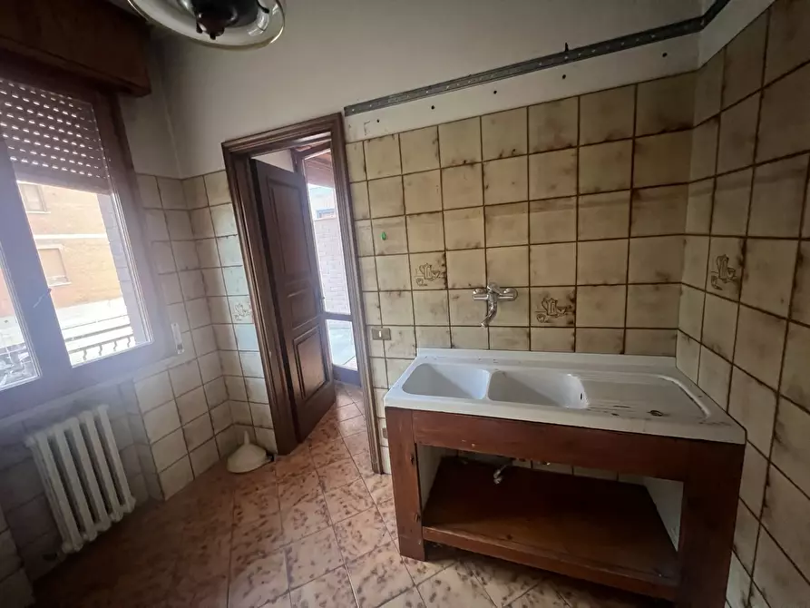 Immagine 16 di Quadrilocale in vendita  in via Della Ghiaia 47 a Modena