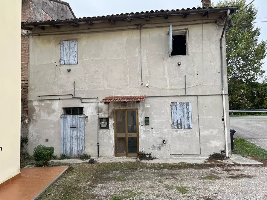 Immagine 4 di Rustico / casale in vendita  a Crevalcore