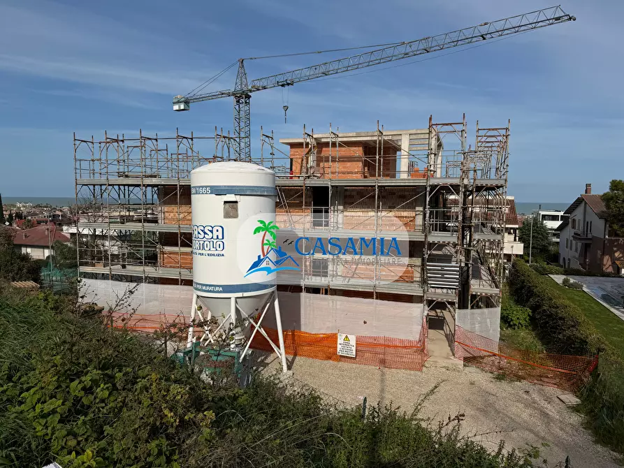 Immagine 8 di Attico in vendita  a Grottammare