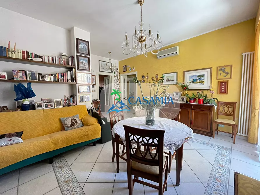 Immagine 4 di Pentalocale in vendita  in Via Montebello a San Benedetto Del Tronto