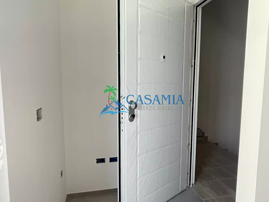 Immagine 25 di Casa trifamiliare in vendita  a Grottammare