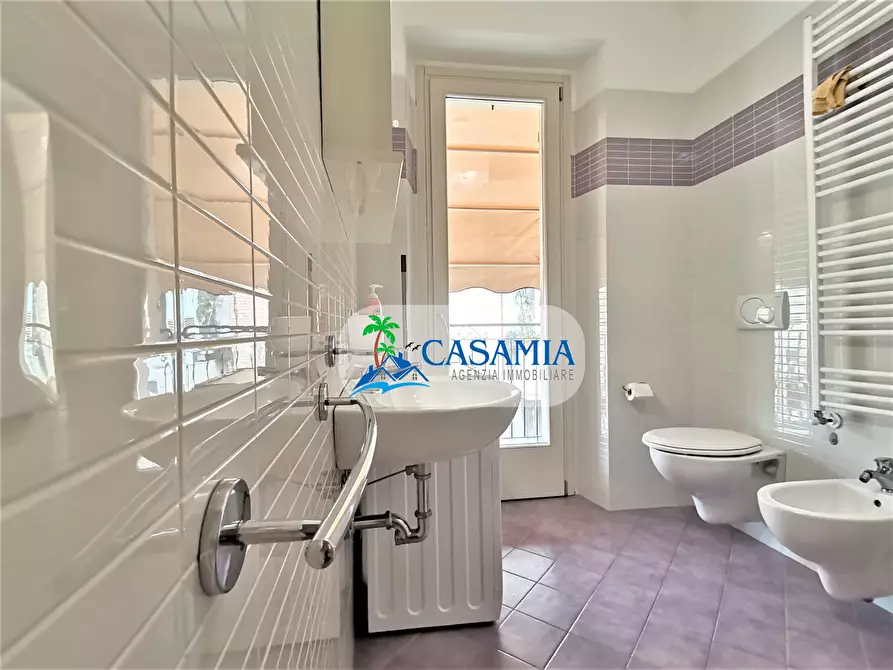 Immagine 19 di Trilocale in vendita  a San Benedetto Del Tronto