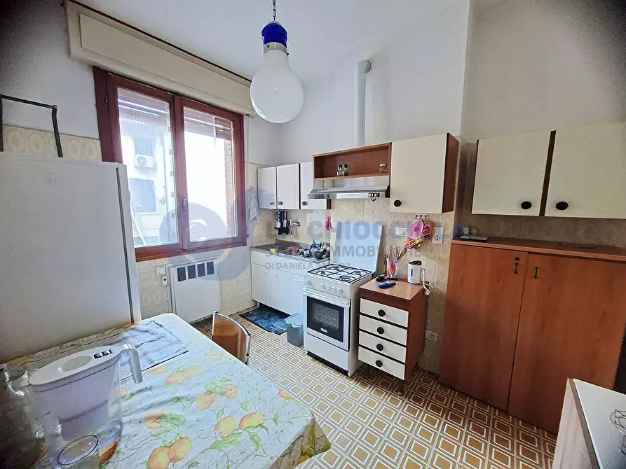 Immagine 23 di Pentalocale in vendita  in VIA CIPRIANI a Bologna