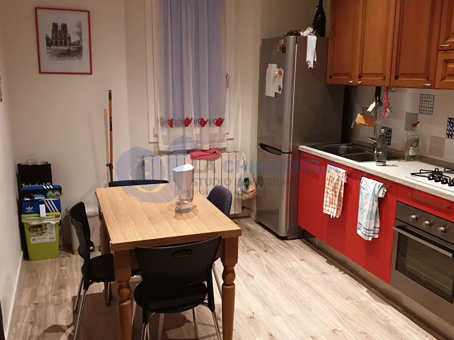 Immagine 4 di Trilocale in affitto  in VIA TURATI a Bologna