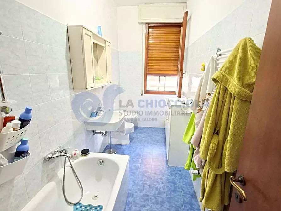 Immagine 42 di Pentalocale in vendita  in VIA CIPRIANI a Bologna
