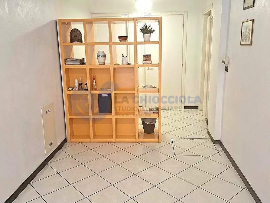 Immagine 5 di Ufficio in affitto  a Bologna