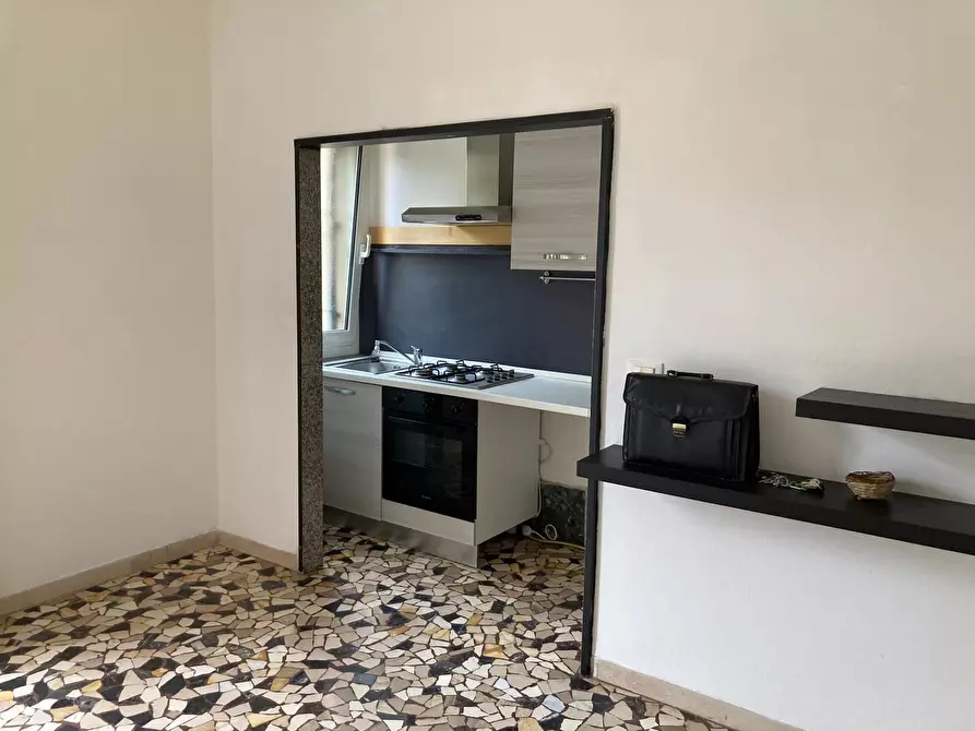 Immagine 3 di Trilocale in affitto  a Bologna