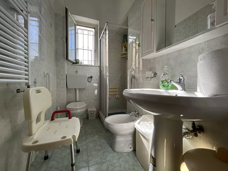 Immagine 5 di Quadrilocale in affitto  a Catanzaro