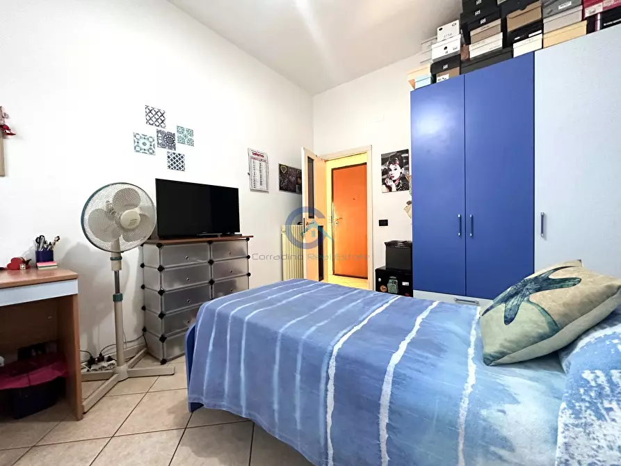 Immagine 17 di Pentalocale in affitto  a Catanzaro