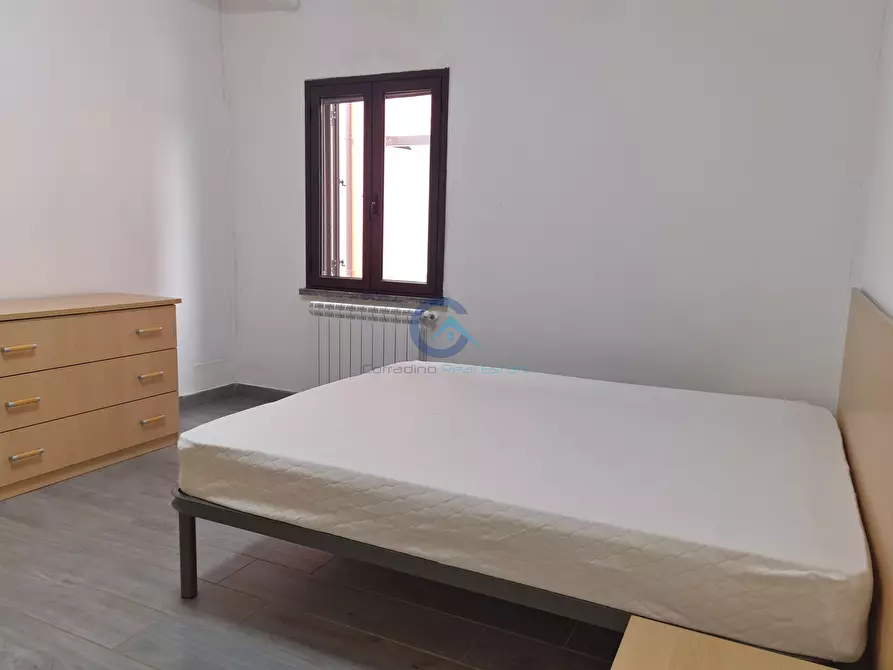 Immagine 4 di Bilocale in affitto  a Borgia