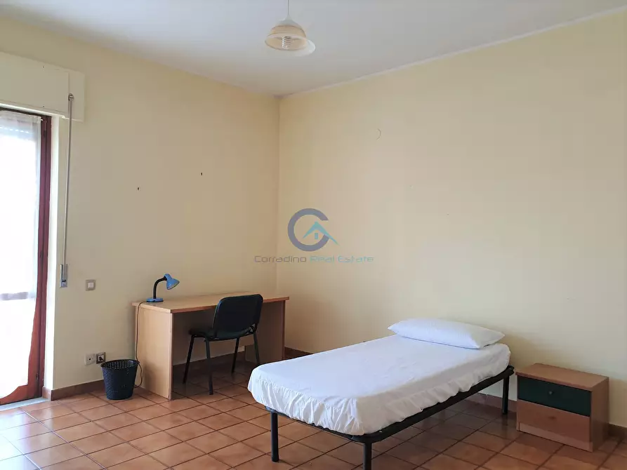 Immagine 11 di Stanza singola in affitto  a Catanzaro
