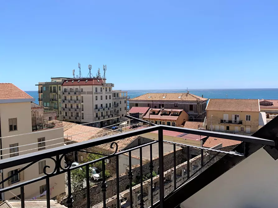 Immagine 1 di Mansarda in affitto  a Catanzaro