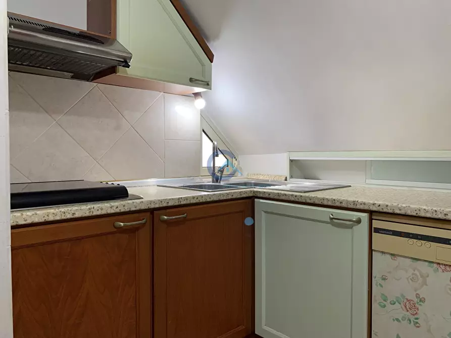 Immagine 5 di Mansarda in affitto  a Catanzaro