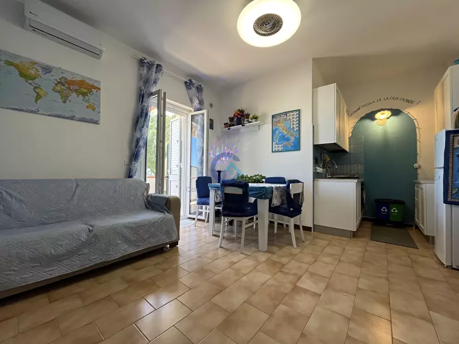 Immagine 3 di Trilocale in vendita  in Via San Martino a Stalettì