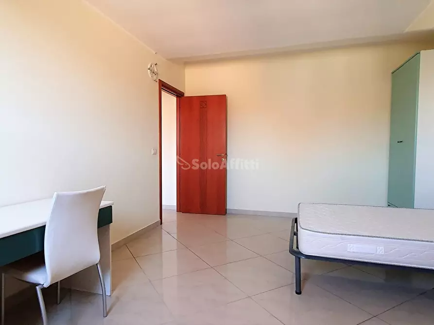 Immagine 7 di Stanza singola in affitto  a Catanzaro