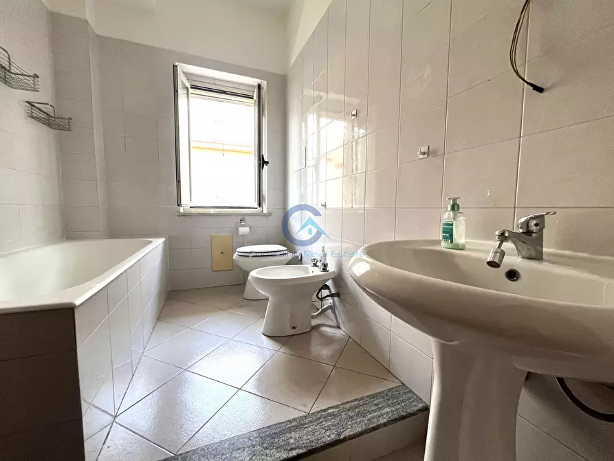 Immagine 5 di Trilocale in affitto  in Via Caprera 86/A a Catanzaro