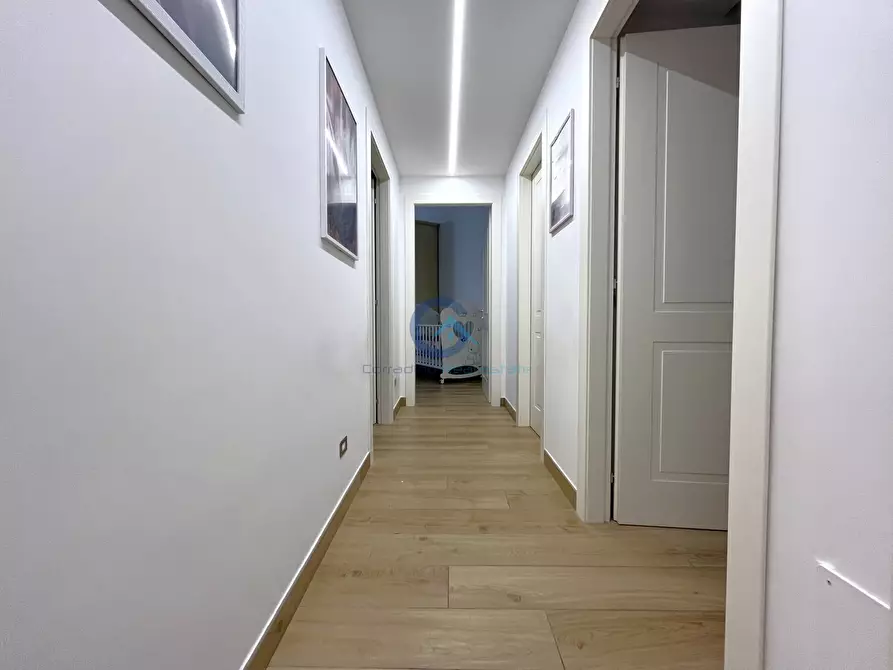 Immagine 11 di Quadrilocale in vendita  in Corso Giuseppe Mazzini 235 a Catanzaro