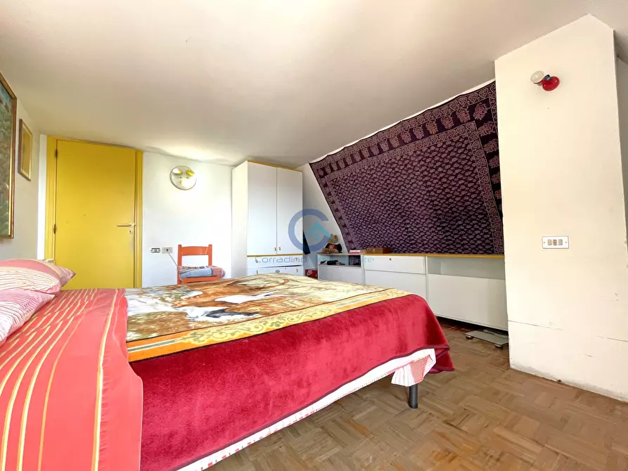 Immagine 19 di Quadrilocale in vendita  in Via Regina Madre 42 a Catanzaro