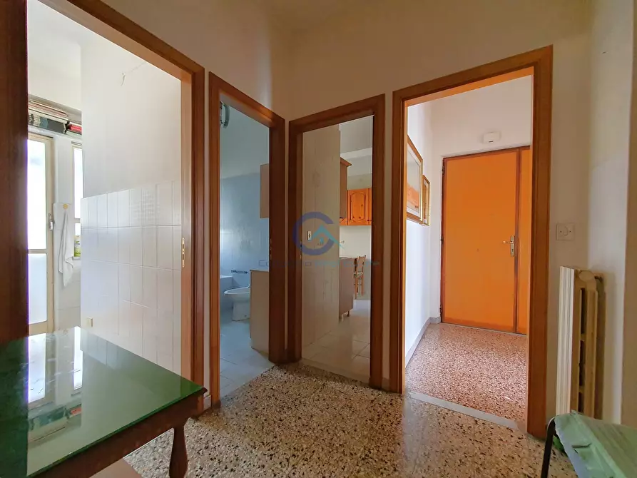 Immagine 8 di Trilocale in vendita  in Via Gianvincenzo Gravina 7 a Catanzaro