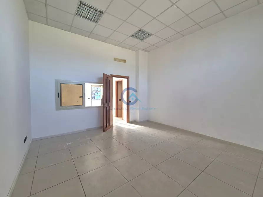 Immagine 6 di Capannone industriale in affitto  in Strada Statale 106 Jonica 8 a Catanzaro