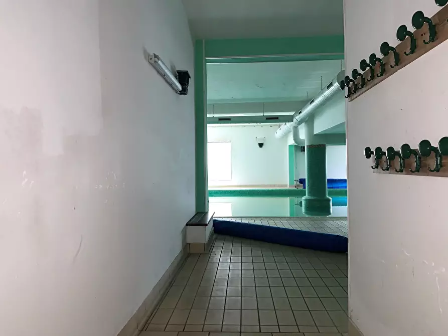 Immagine 2 di Ufficio in affitto  a Catanzaro