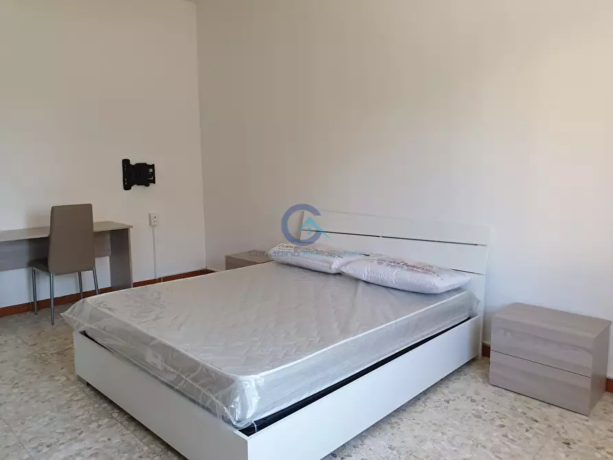 Immagine 10 di Trilocale in affitto  a Catanzaro