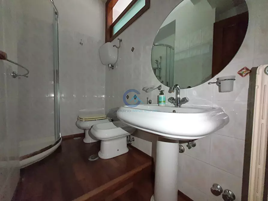 Immagine 20 di Quadrilocale in affitto  a Catanzaro