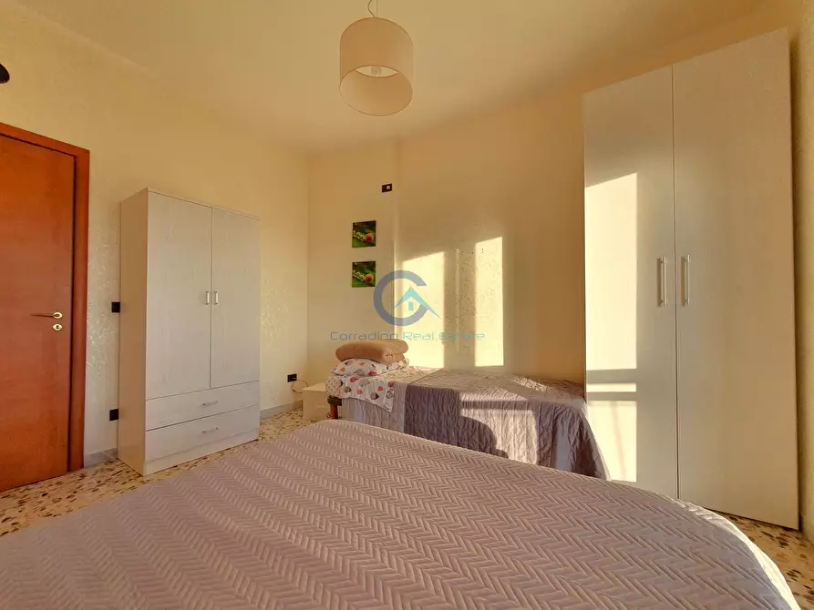 Immagine 11 di Trilocale in vendita  in Viale Vincenzo de Filippis 122 a Catanzaro