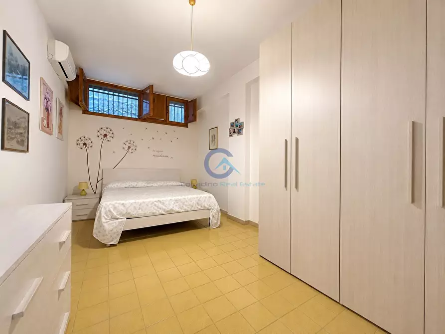 Immagine 15 di Quadrilocale in vendita  a Stalettì