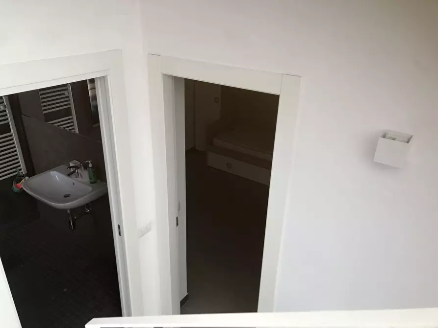 Immagine 4 di Villa in vendita  in VIA GELA a Siracusa