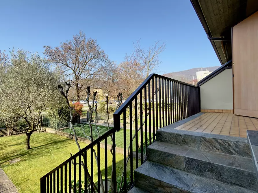 Immagine 5 di Villetta a schiera in vendita  in Via Benvenuto Cellini a Brescia