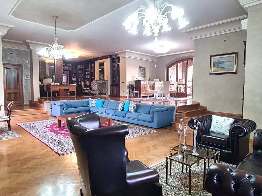 Immagine 8 di Casa indipendente in vendita  a Leno