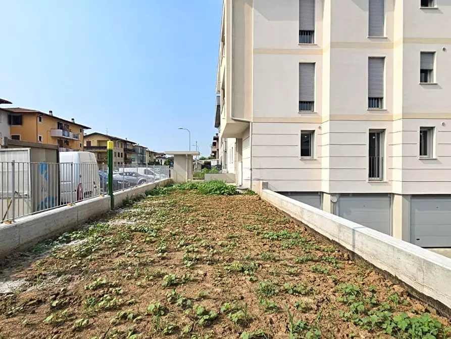 Immagine 6 di Quadrilocale in vendita  in VIA DON DAVIDE PINARDIN a Castel Mella