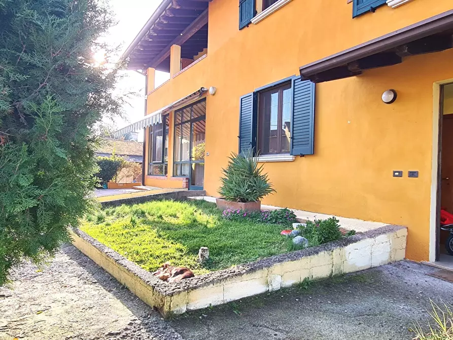 Immagine 14 di Villa in vendita  in Via GUGLIELMO  MARCONI a Borgosatollo