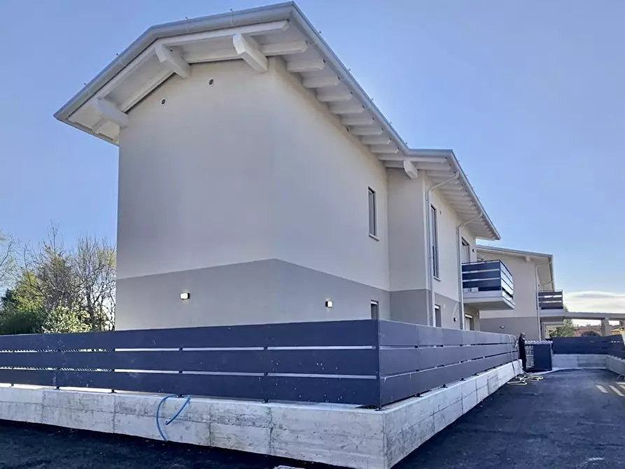 Immagine 2 di Quadrilocale in vendita  in VIA MATTEI a Nuvolera